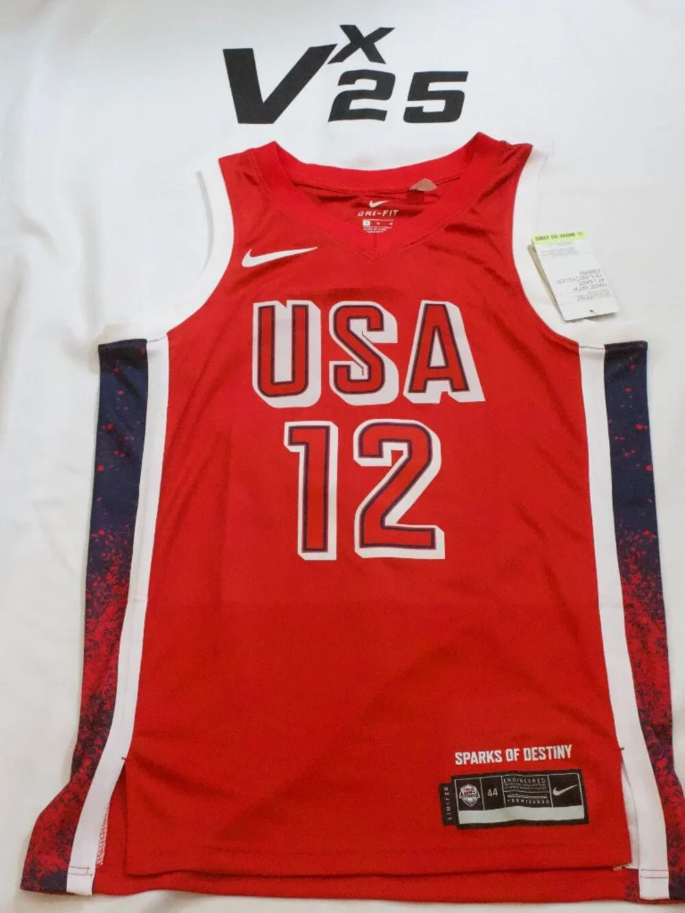 NEW Men's Caitlin Clark #12 USA Jersey Size Medium - Picture 1 of 7